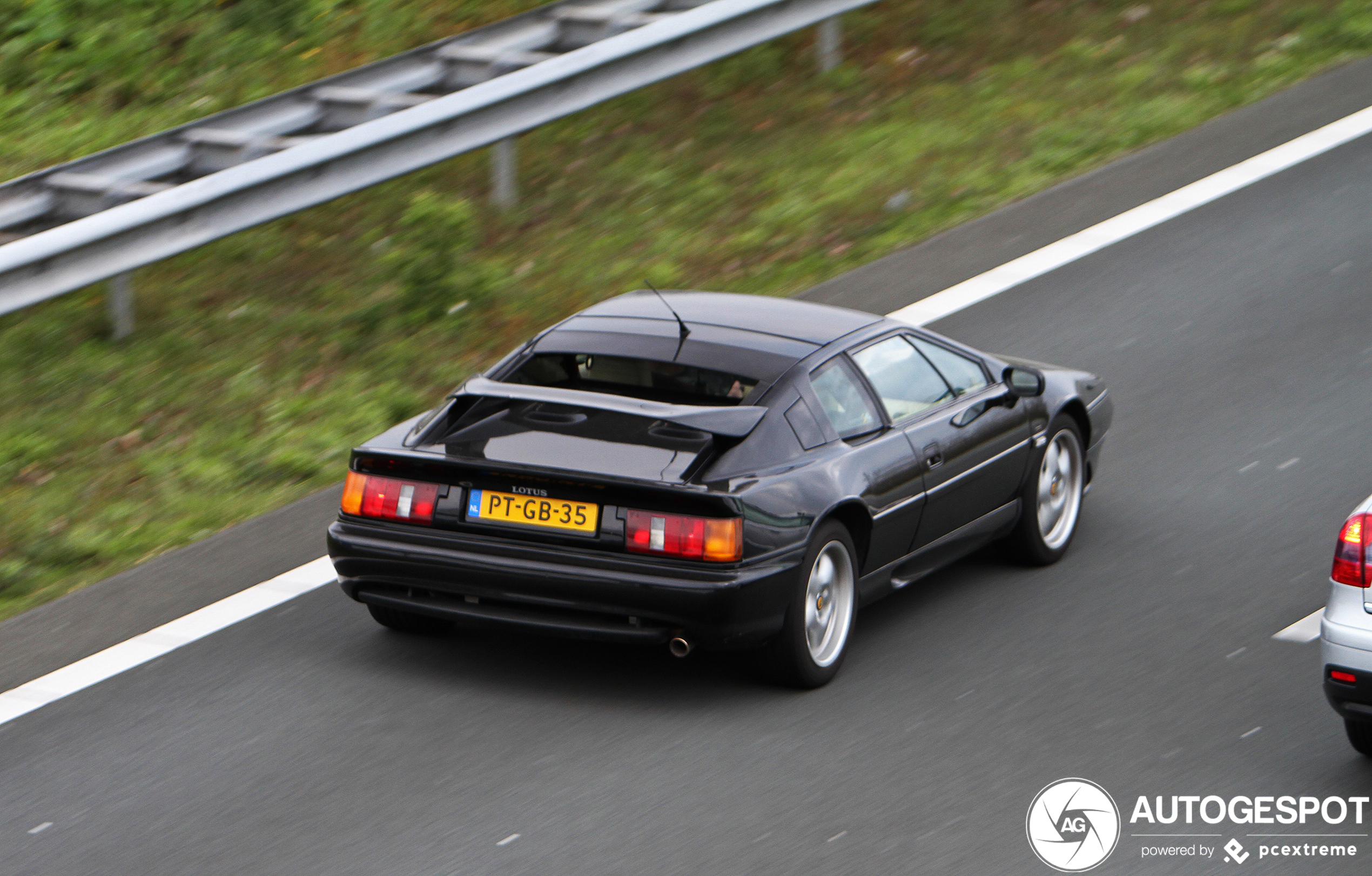 Lotus Esprit S4