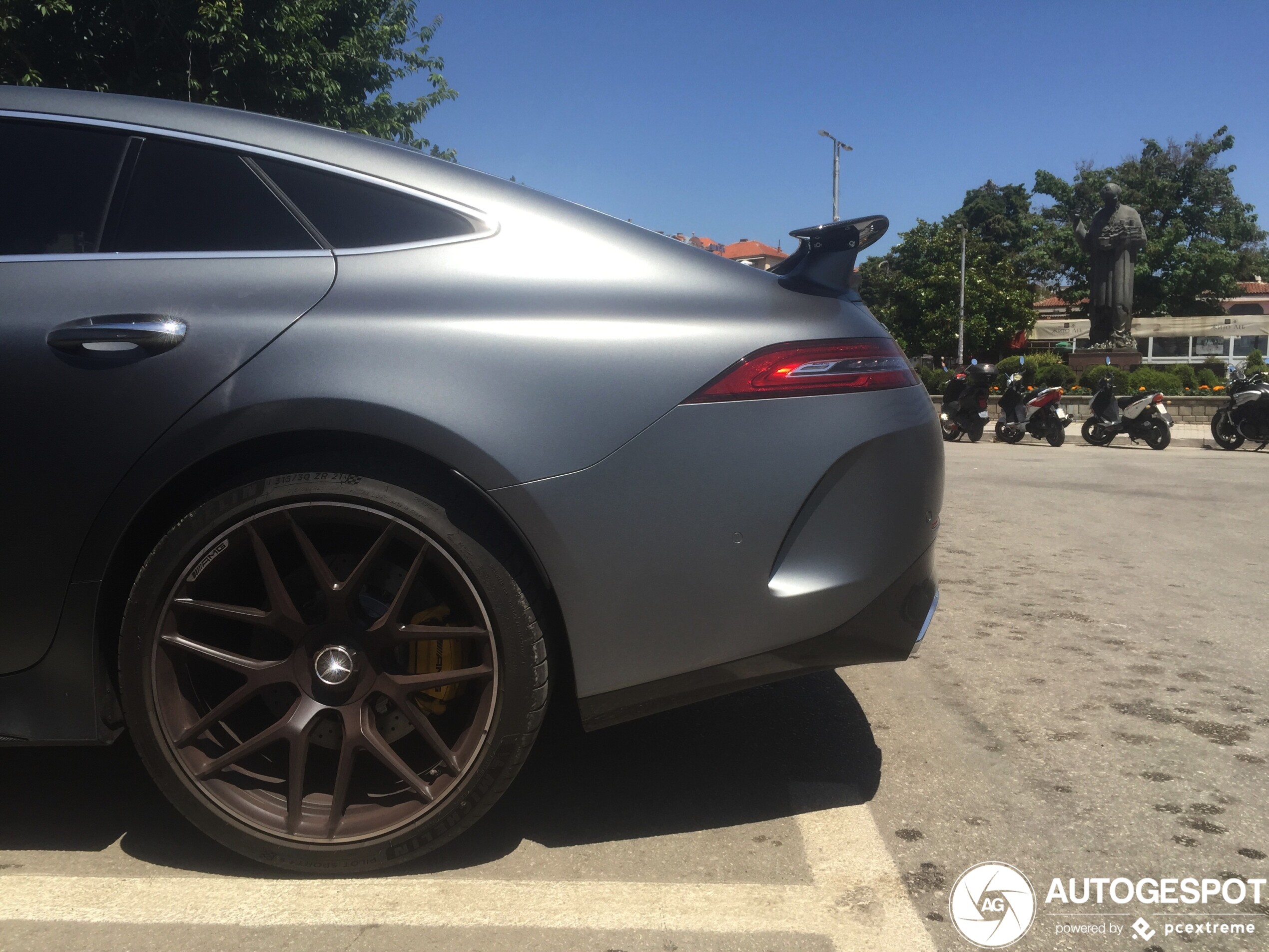 Mercedes-AMG GT 63 S X290