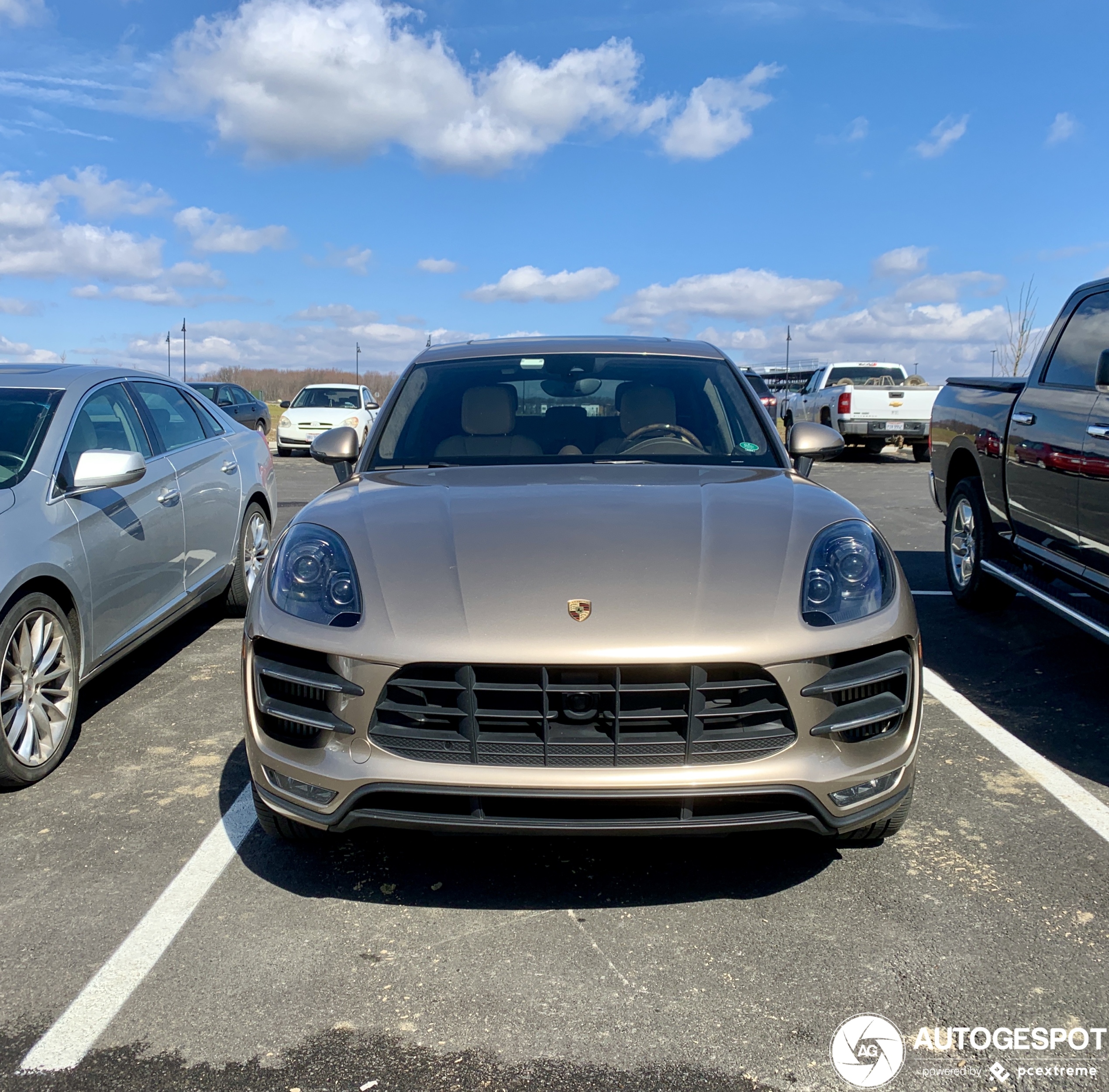 Porsche 95B Macan Turbo