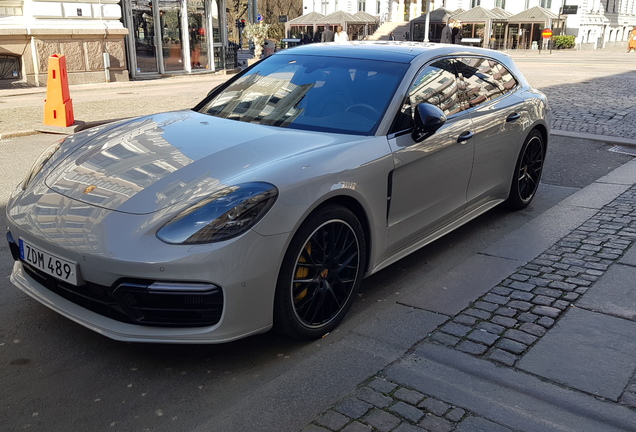 Porsche 971 Panamera Turbo S E-Hybrid Sport Turismo