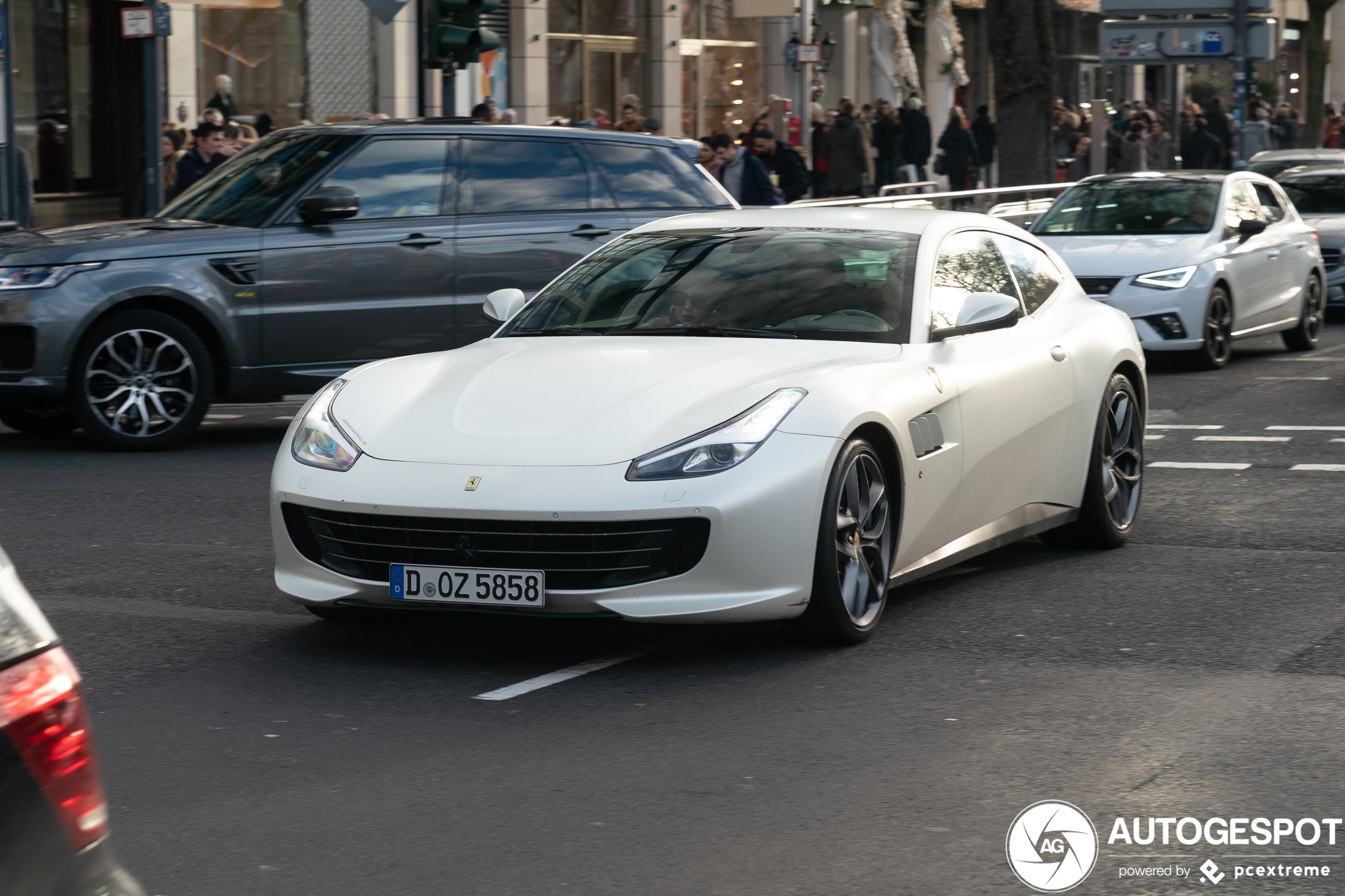 Ferrari GTC4Lusso