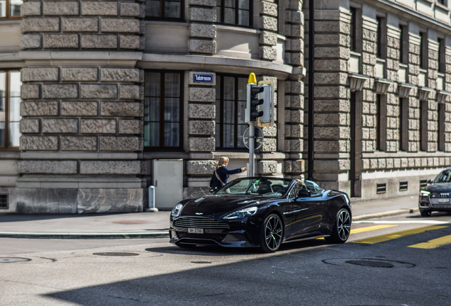 Aston Martin Vanquish Volante