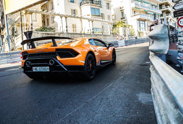 Lamborghini Huracán LP640-4 Performante