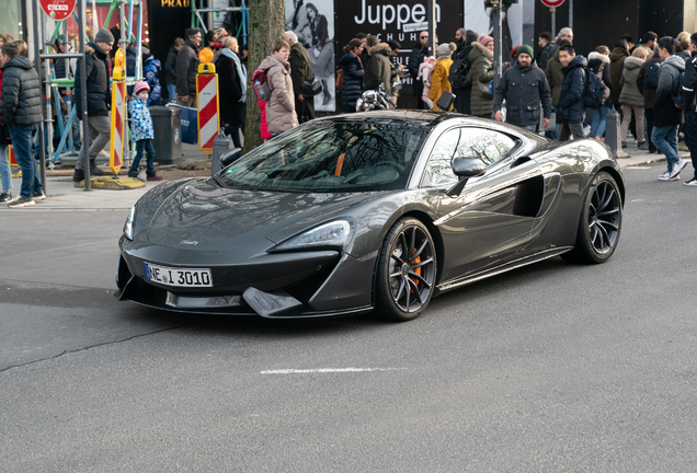 McLaren 570GT