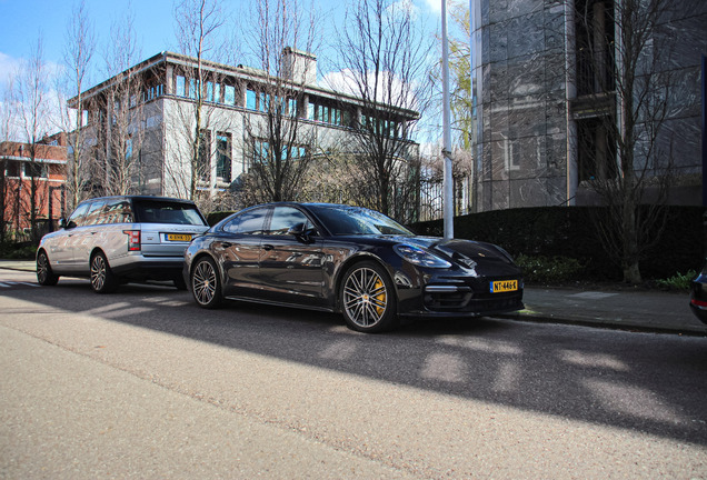 Porsche 971 Panamera Turbo