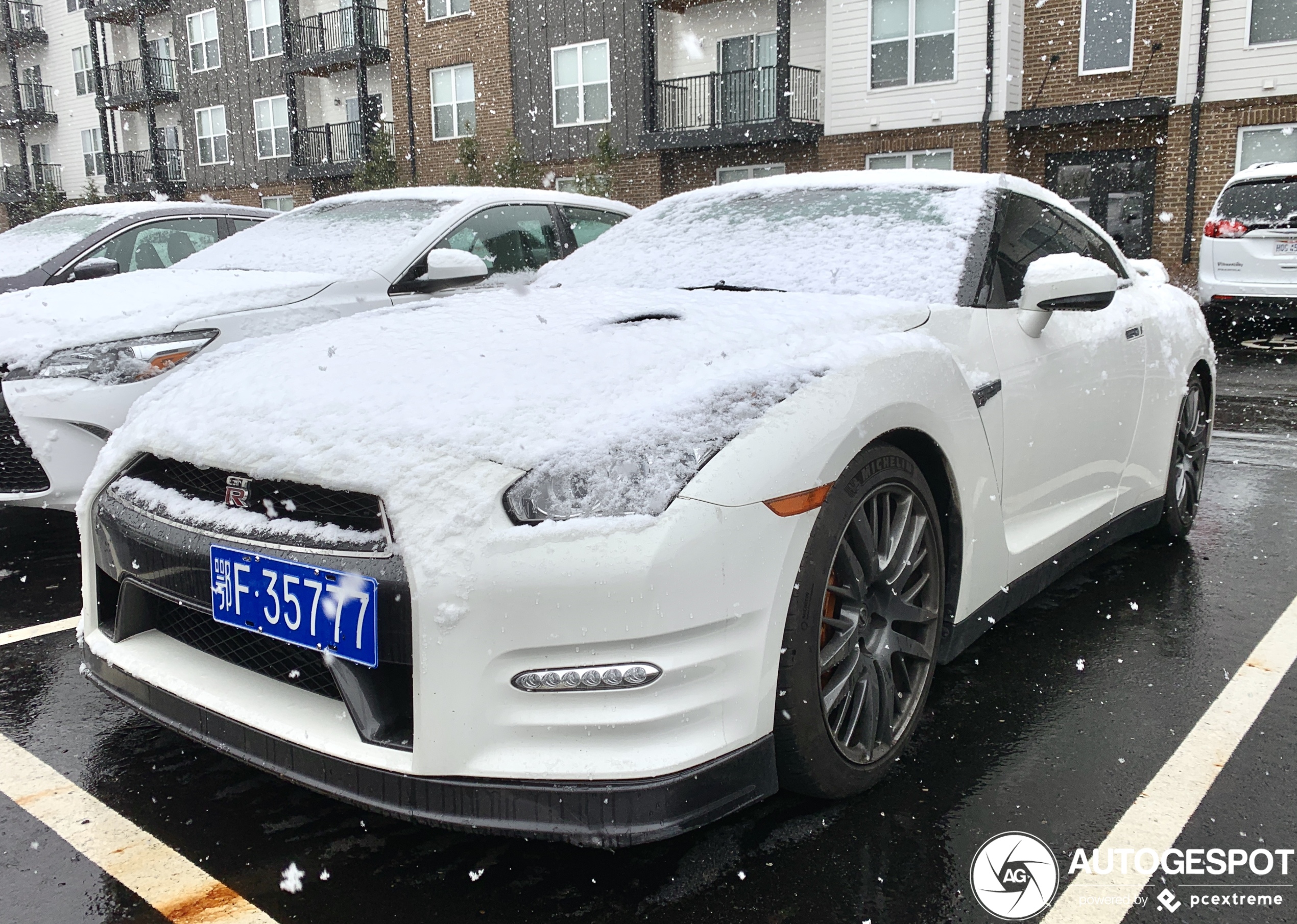 Nissan GT-R 2015