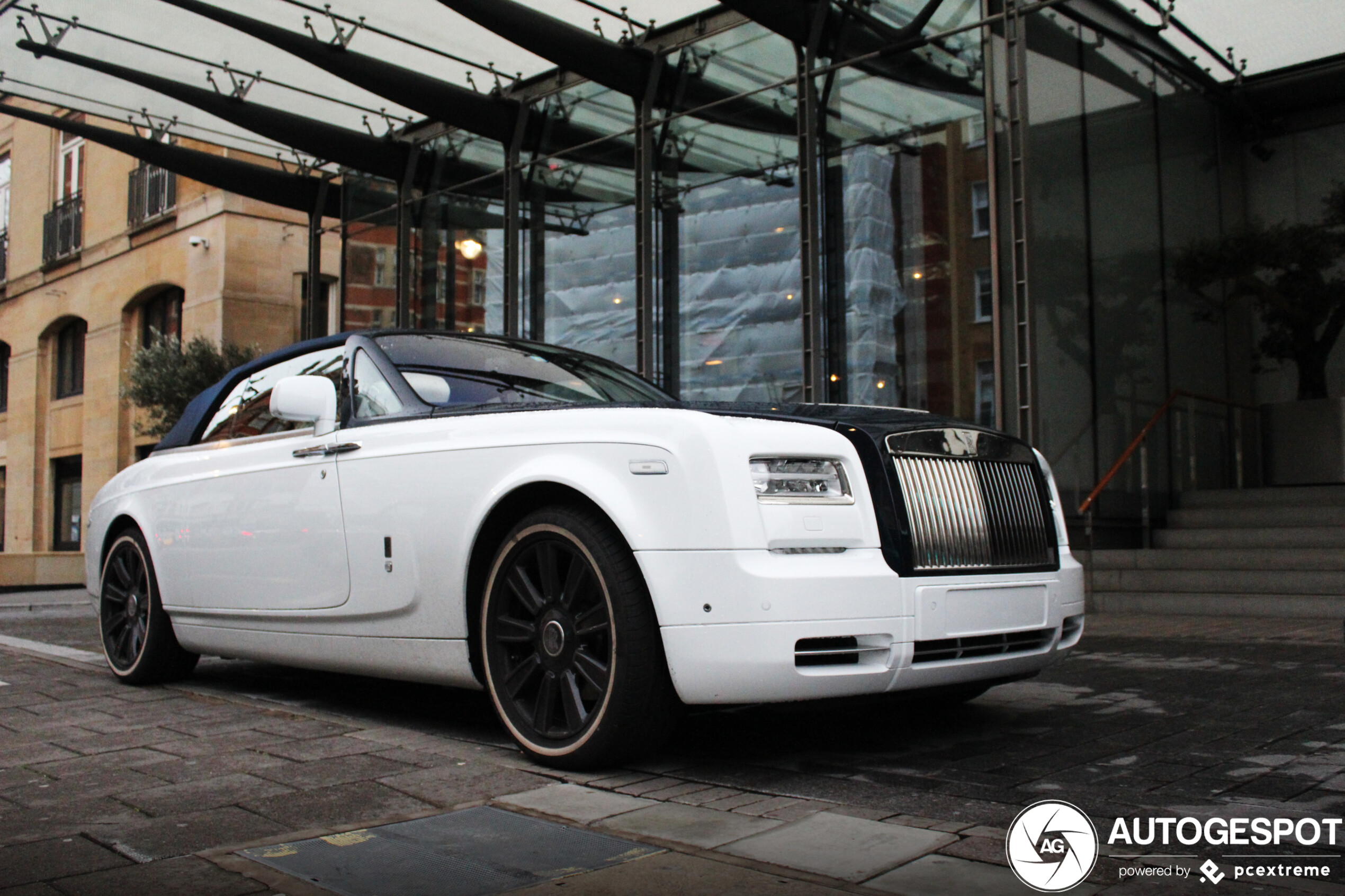 Rolls-Royce Phantom Drophead Coupé Series II