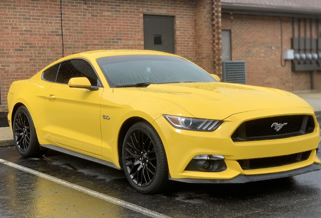 Ford Mustang GT 2015