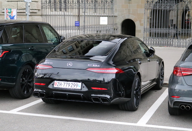 Mercedes-AMG GT 63 S X290