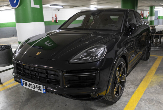 Porsche Cayenne Coupé Turbo S E-Hybrid