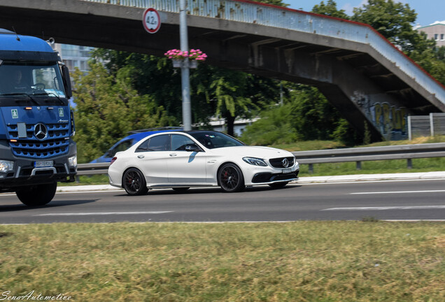 Mercedes-AMG C 63 S W205