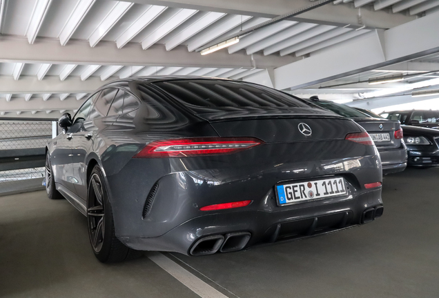 Mercedes-AMG GT 63 S X290