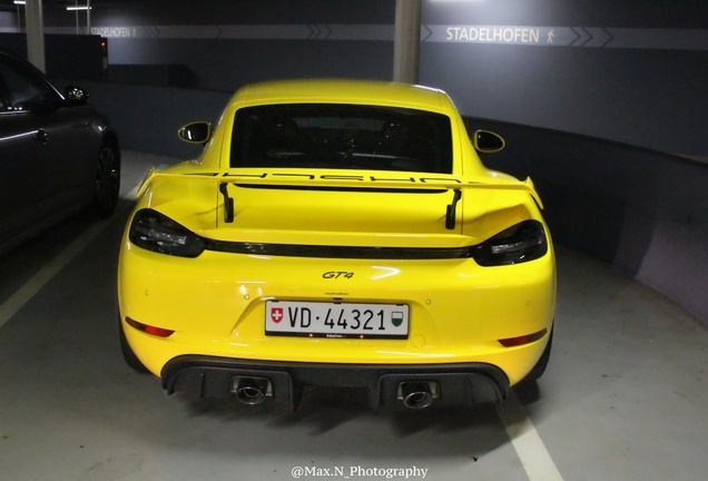 Porsche 718 Cayman GT4