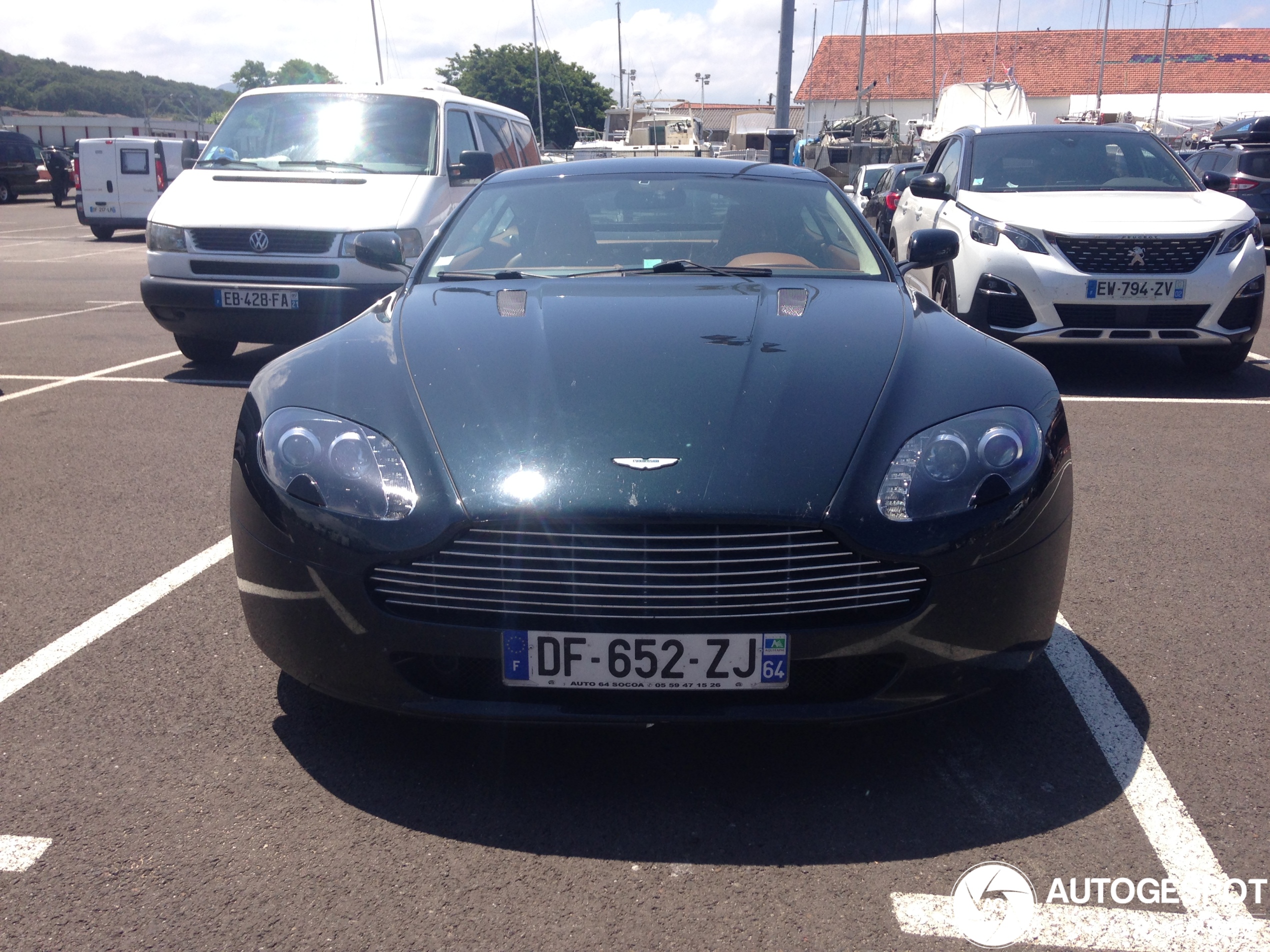 Aston Martin V8 Vantage