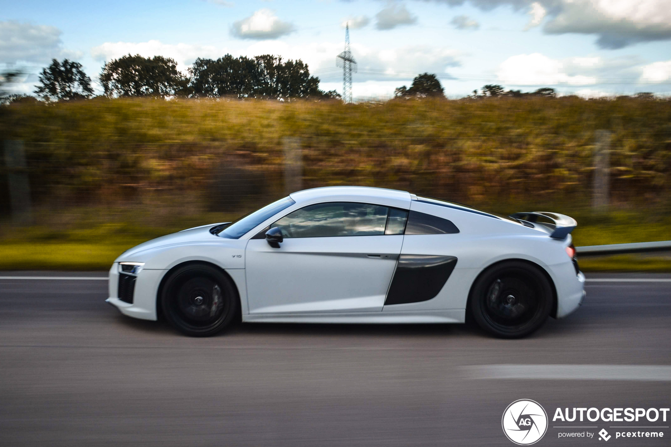 Audi R8 V10 Plus 2015