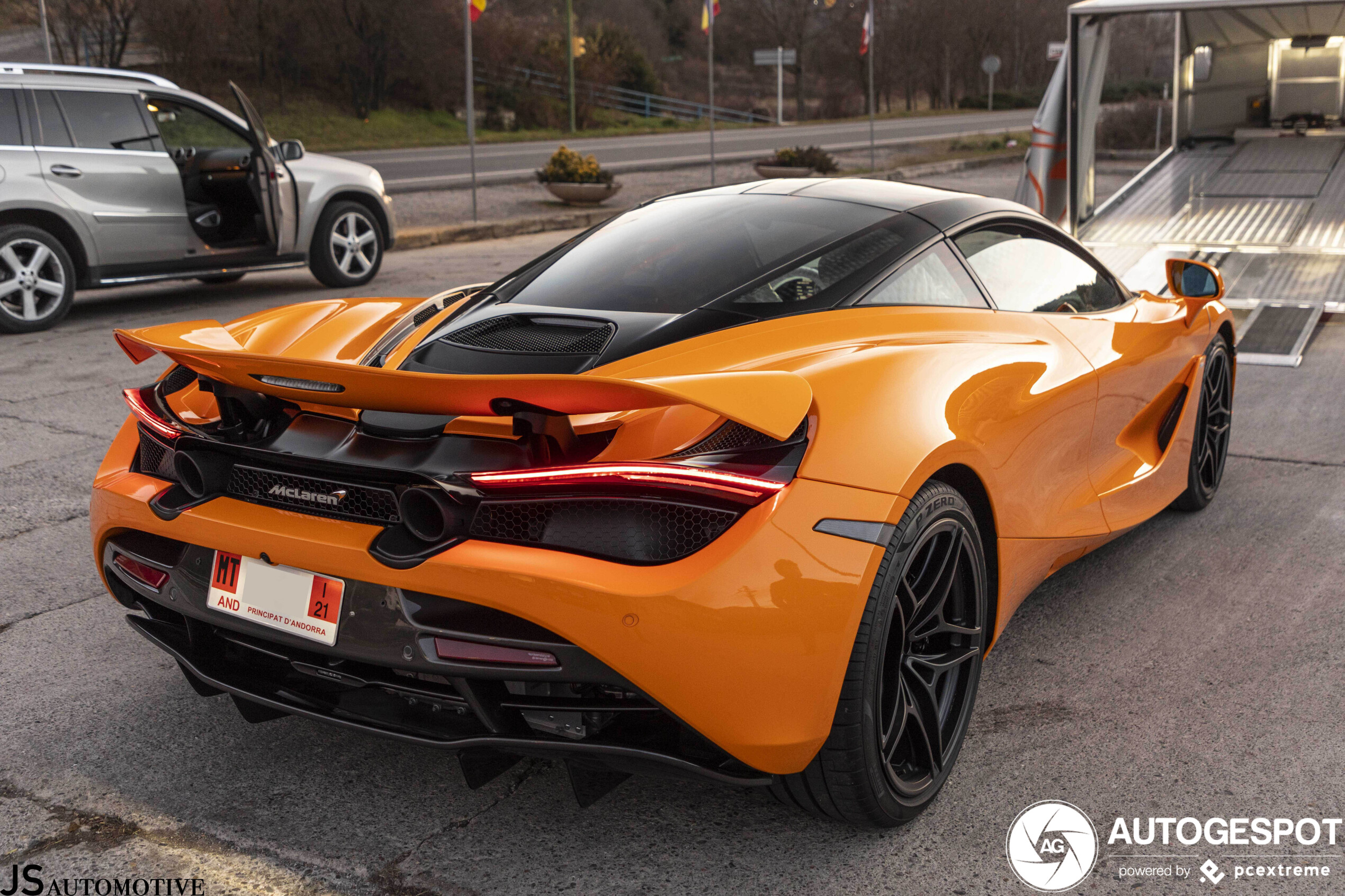 Twee van de drie: Mclaren 720S MSO Spa 68