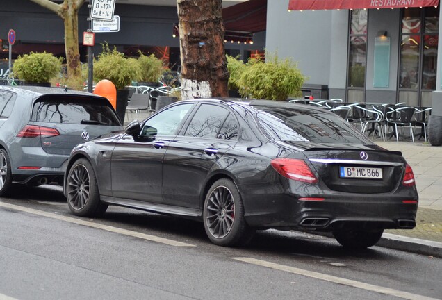 Mercedes-AMG E 63 S W213