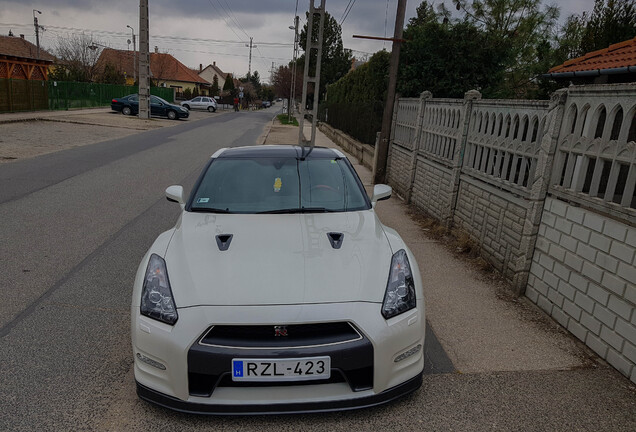 Nissan GT-R 2013