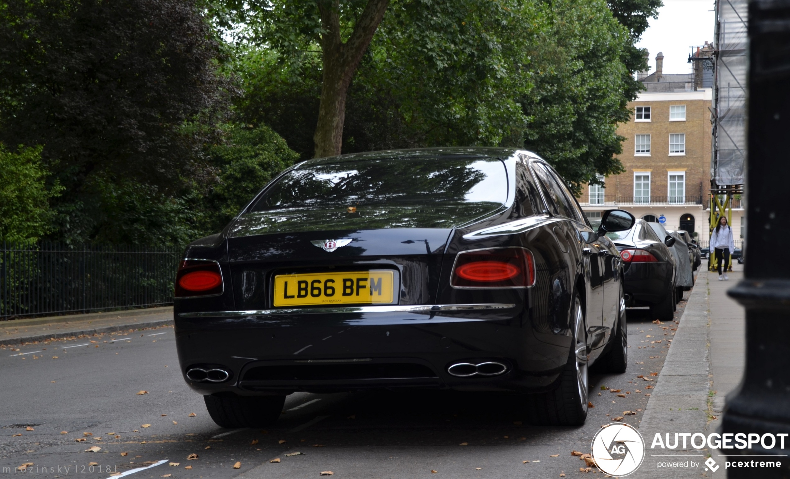 Bentley Flying Spur V8 S