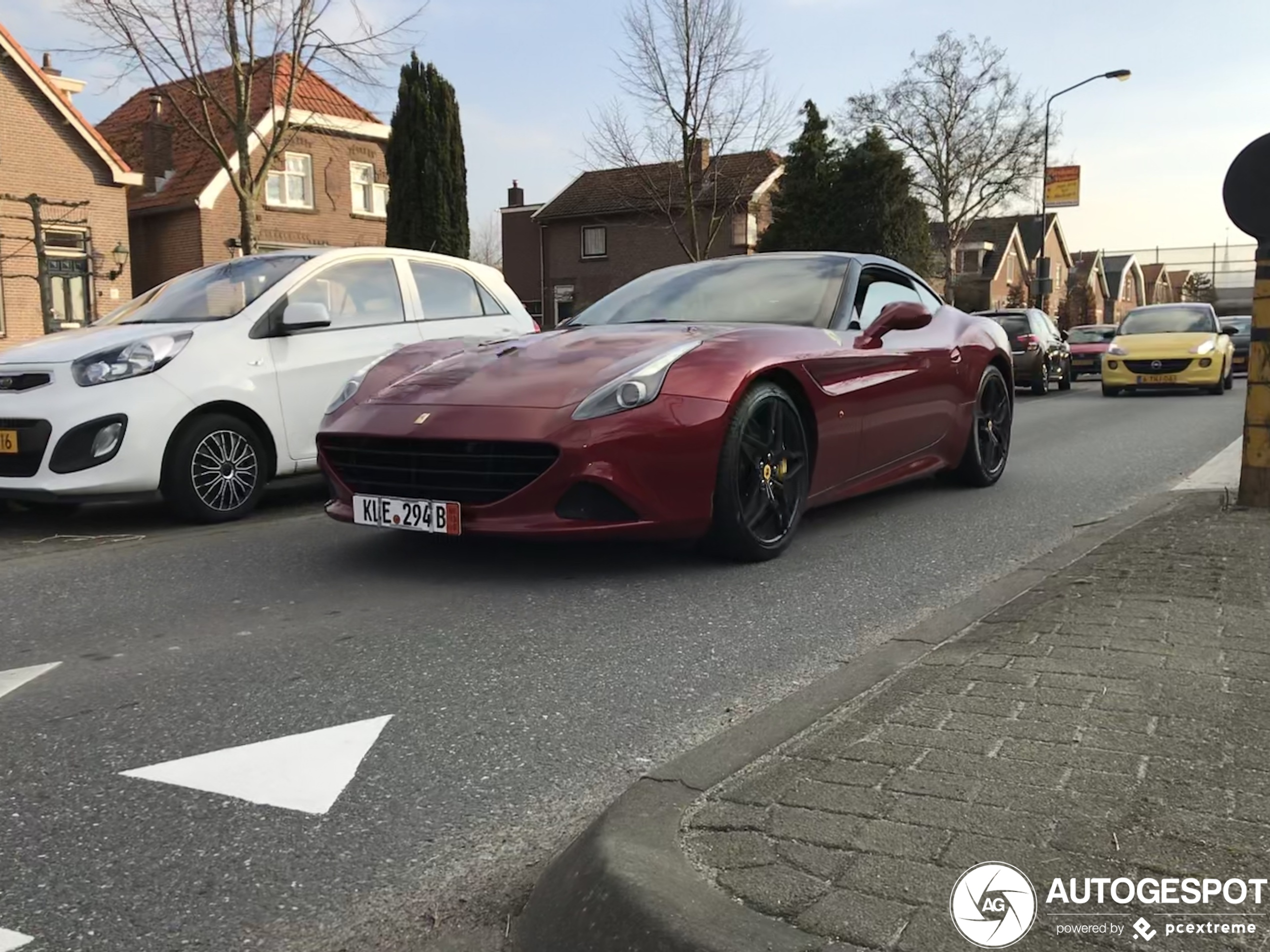 Ferrari California T