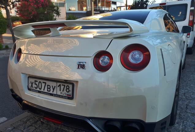 Nissan GT-R 2014