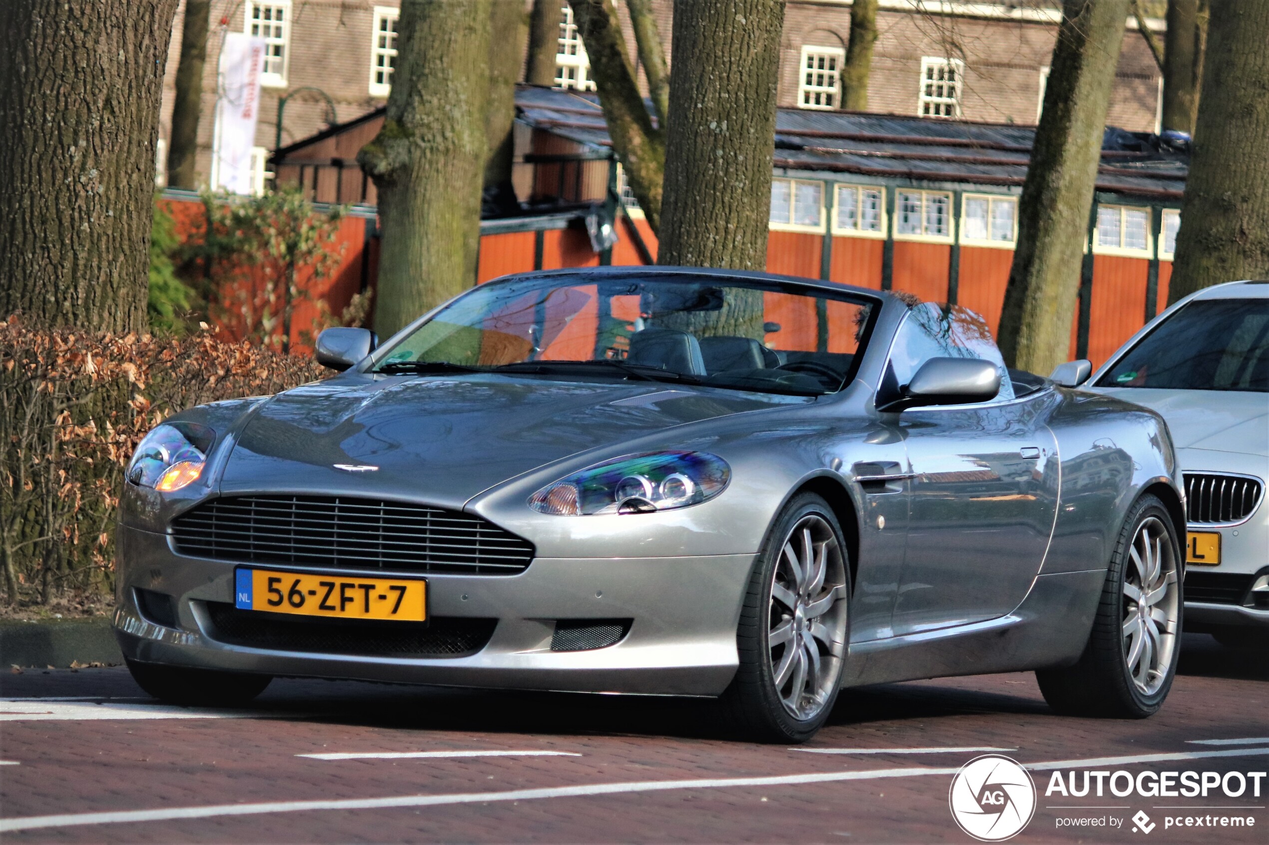 Aston Martin DB9 Volante