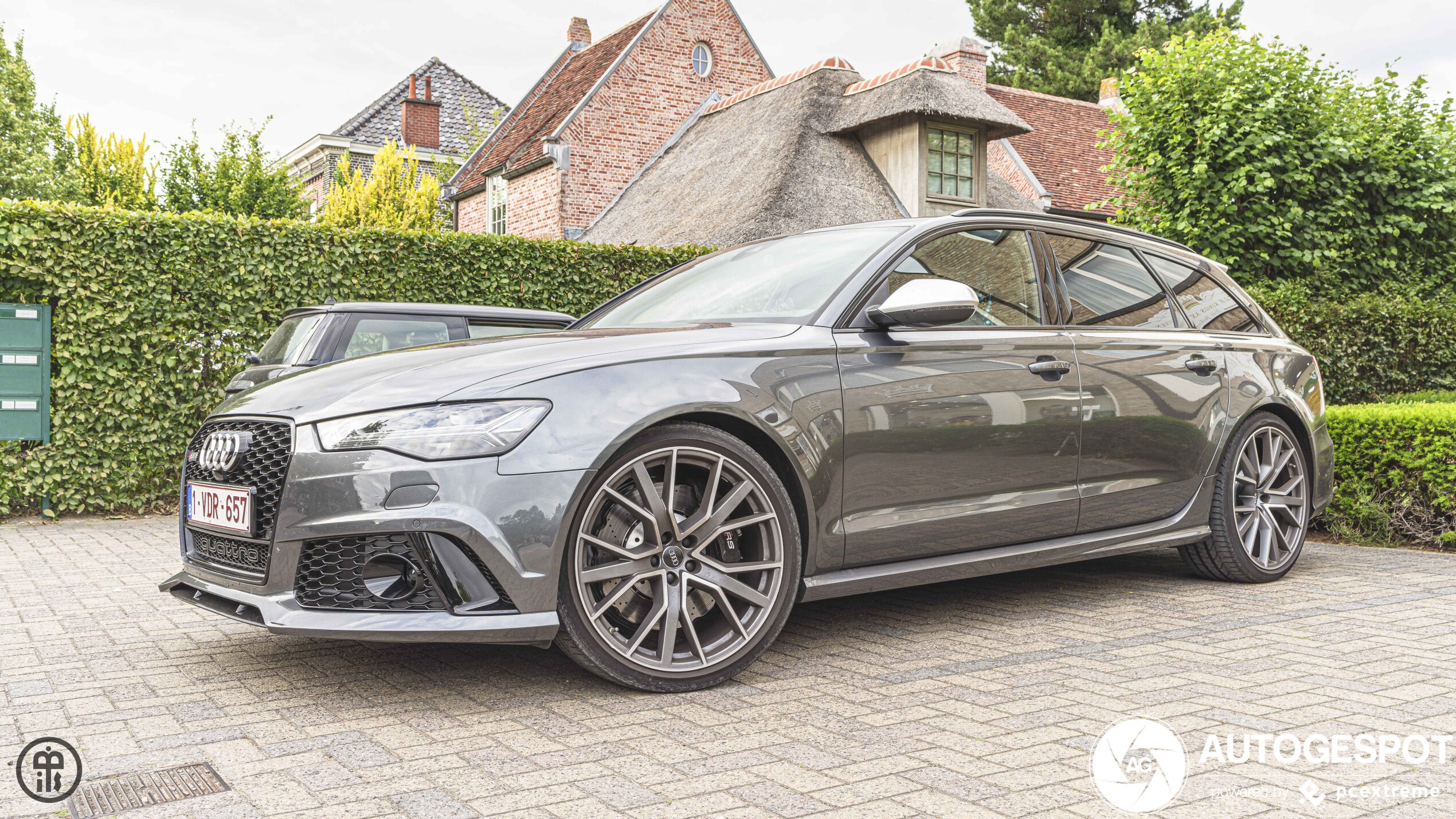 Audi RS6 Avant C7 2015