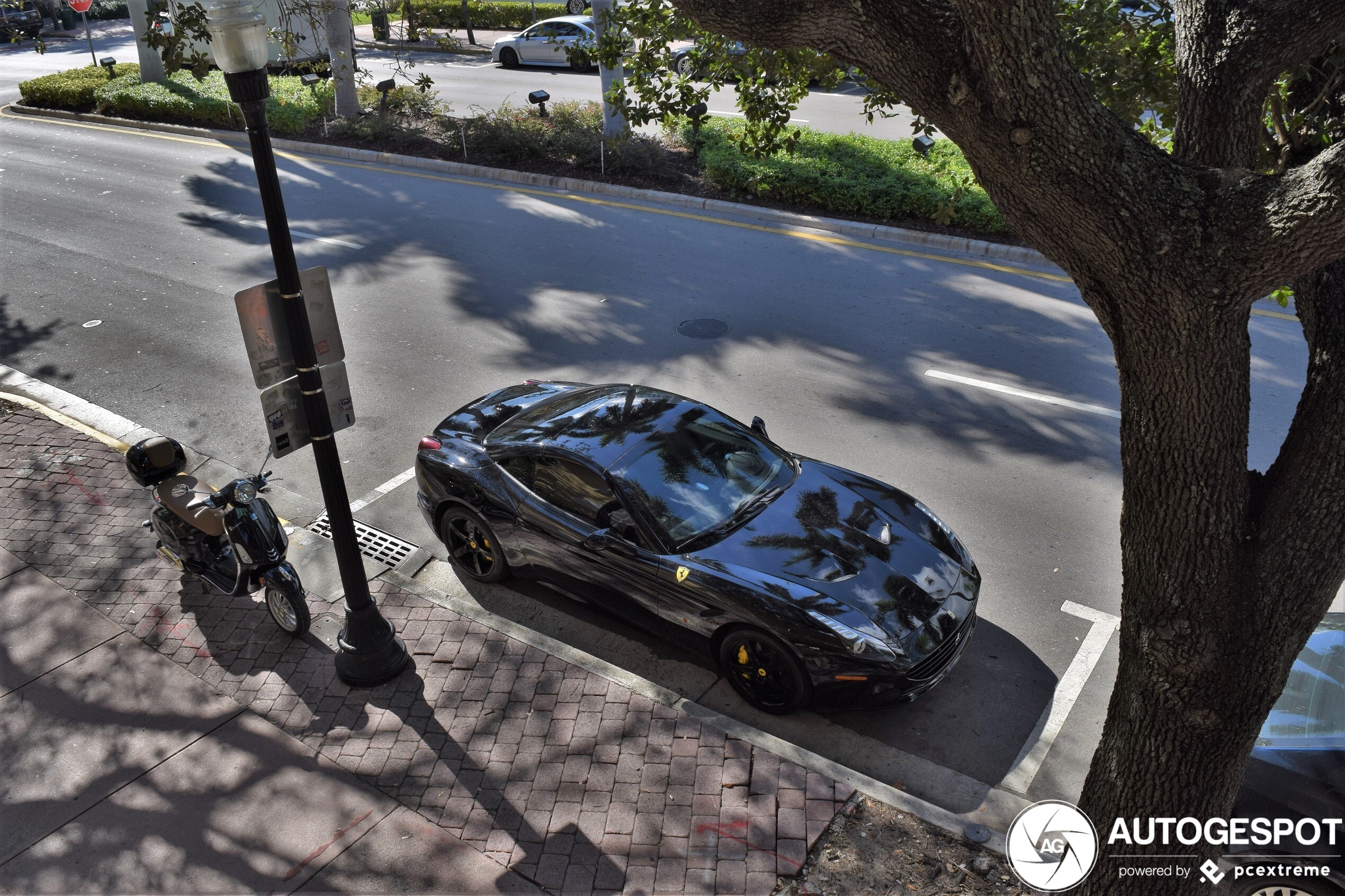 Ferrari California T