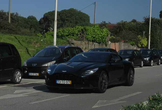 Aston Martin DB11