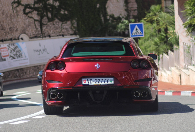 Ferrari GTC4Lusso