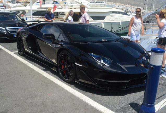 Lamborghini Aventador LP770-4 SVJ