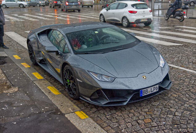 Lamborghini Huracán LP640-4 EVO