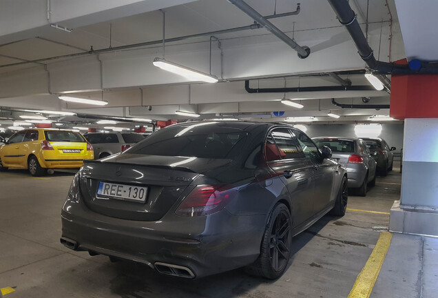 Mercedes-AMG E 63 S W213