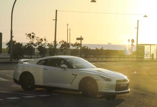 Nissan GT-R