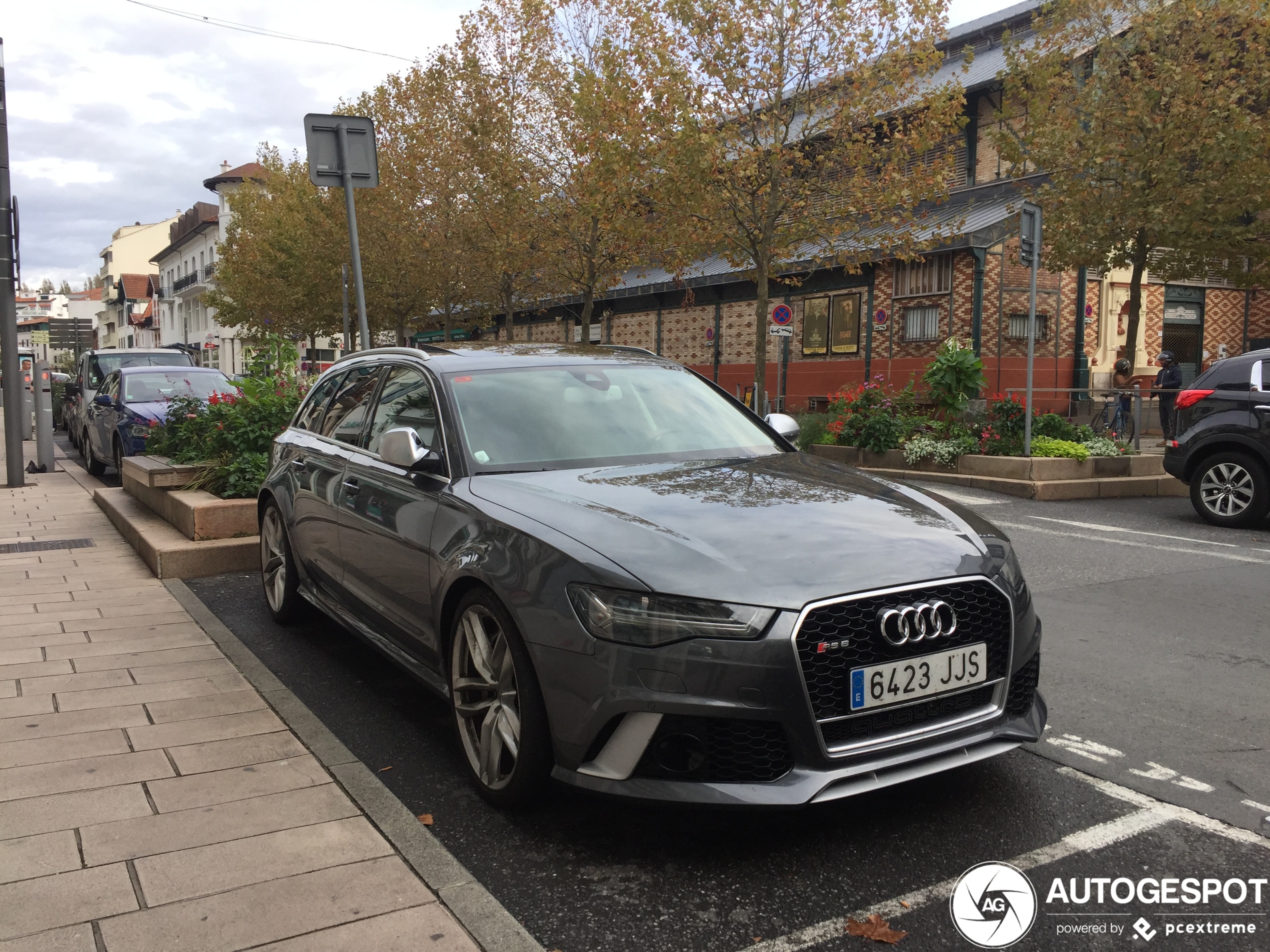 Audi RS6 Avant C7 2015