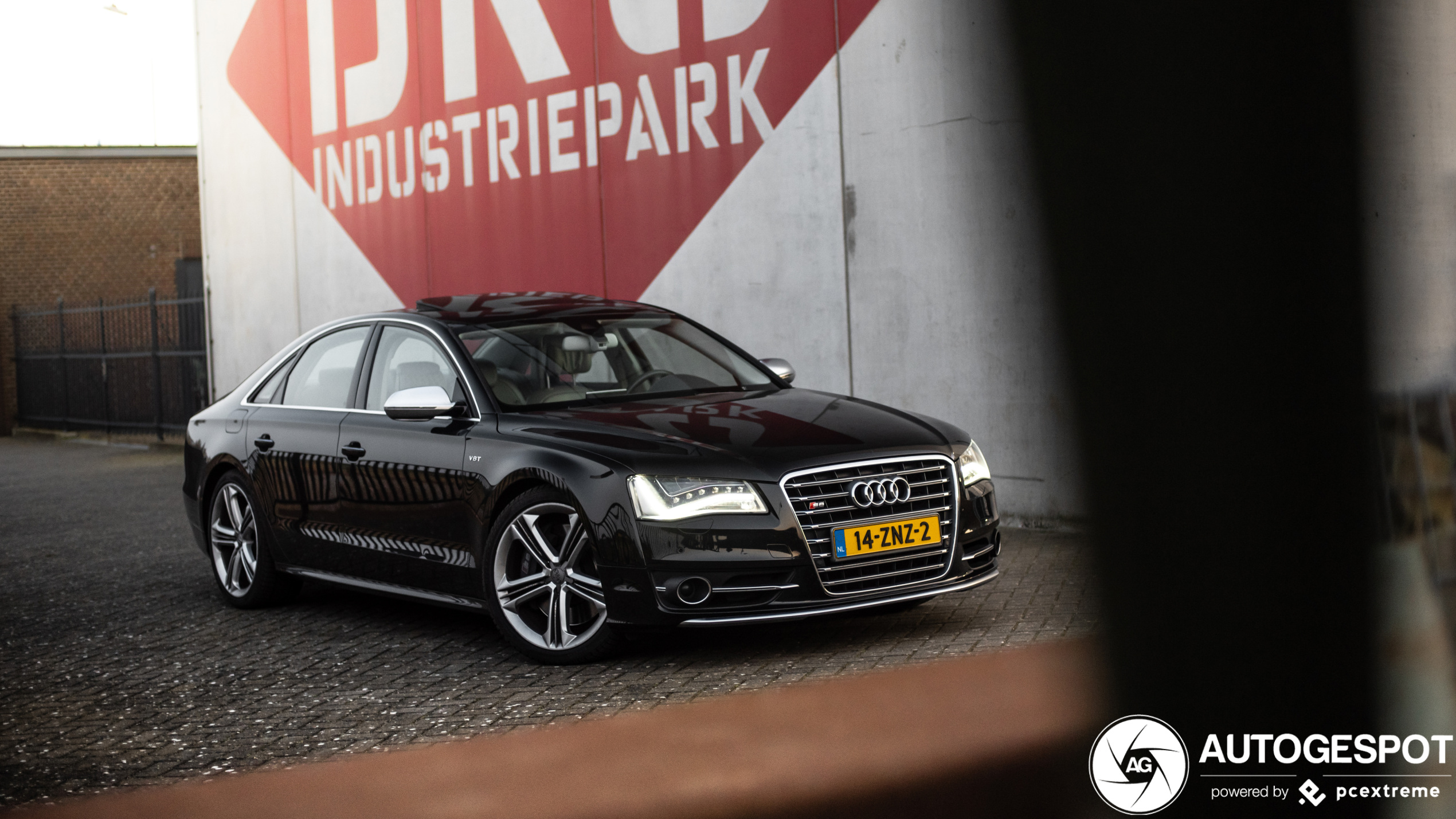 Audi S8 D4