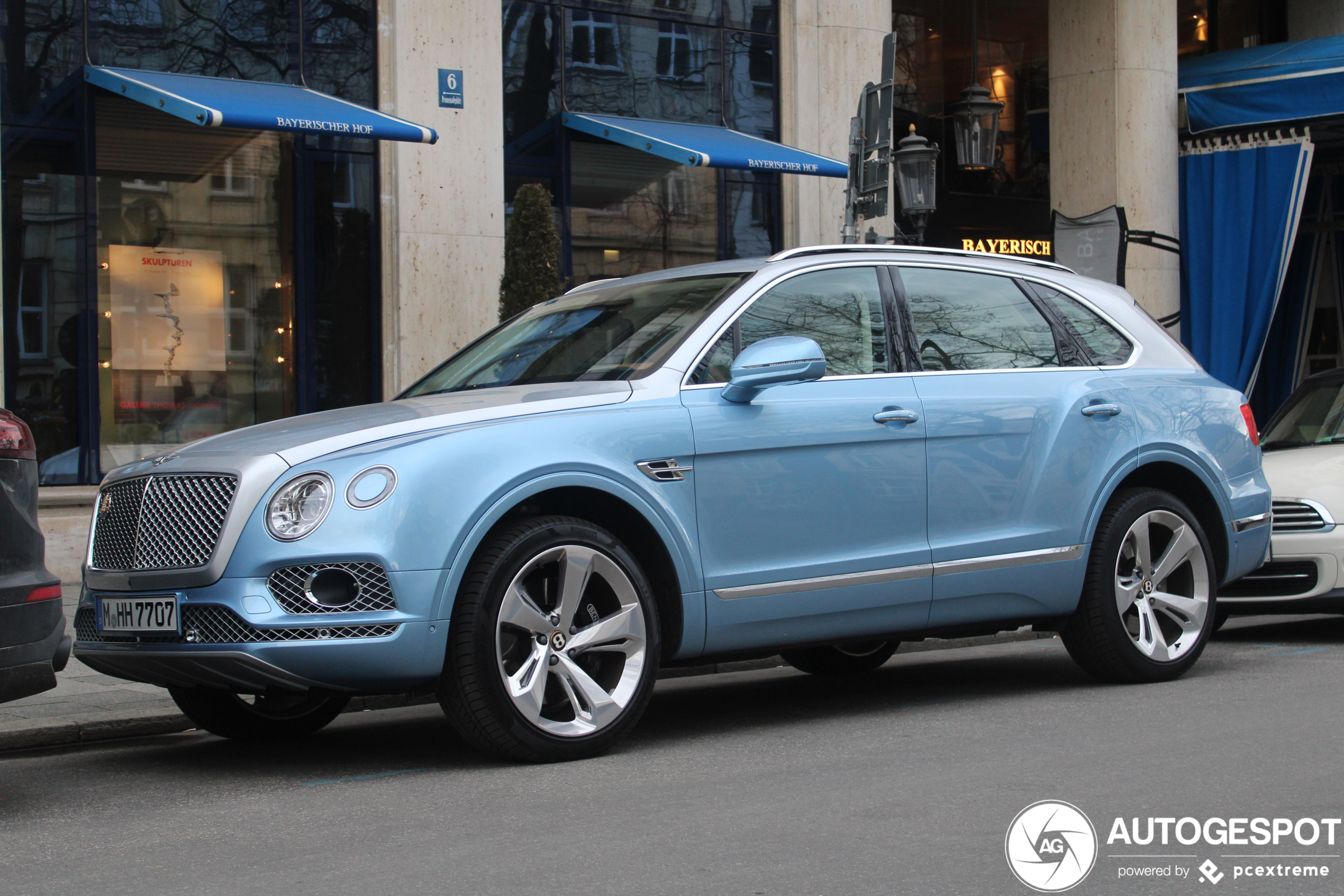 Bentley Bentayga V8