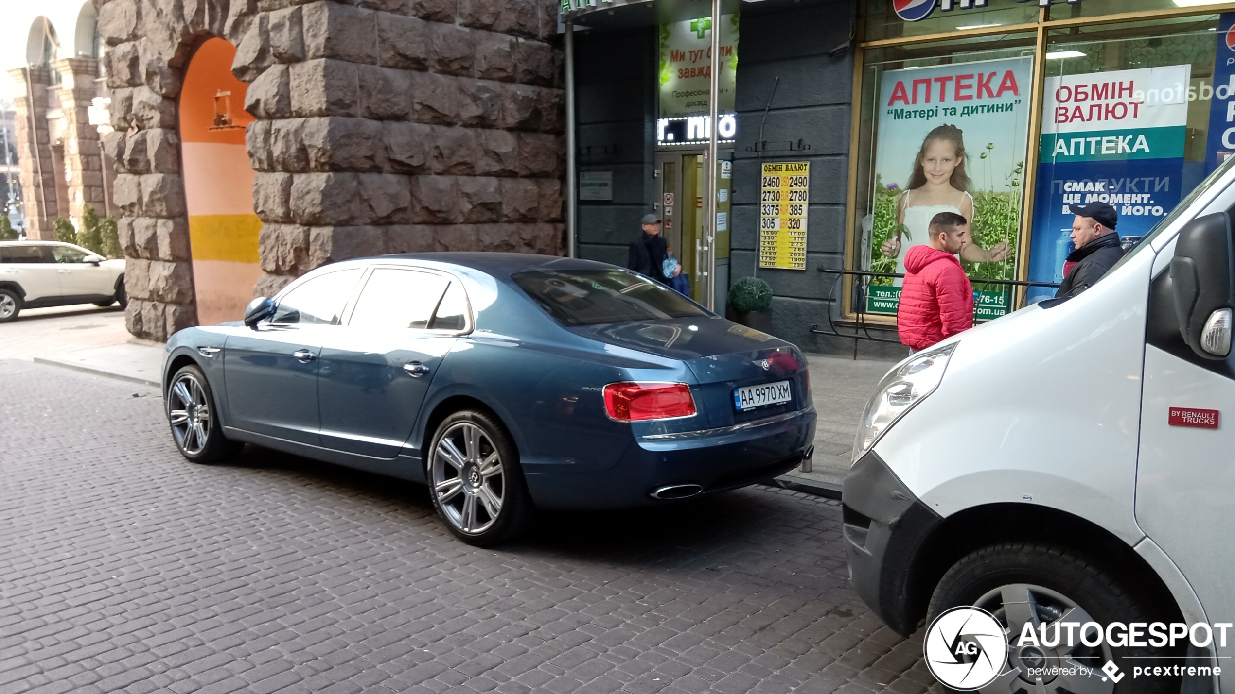 Bentley Flying Spur W12