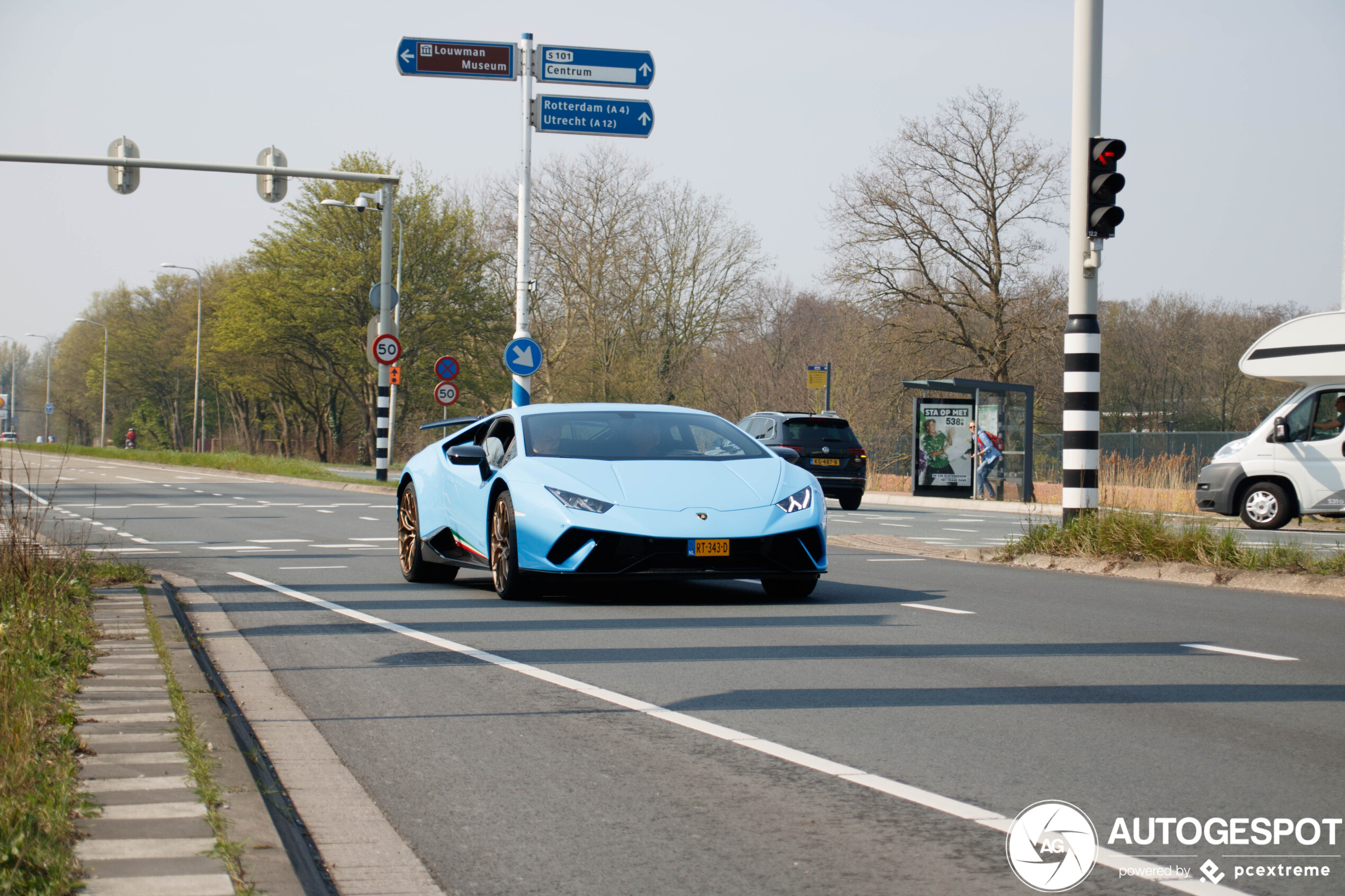 Lamborghini Huracán LP640-4 Performante