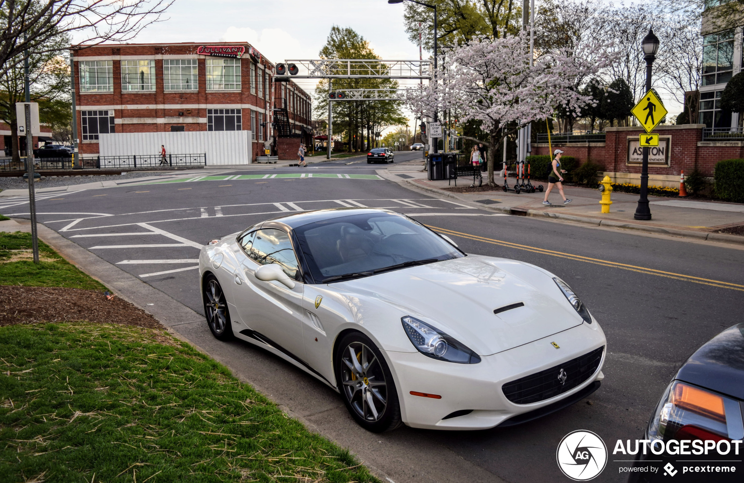 Ferrari California