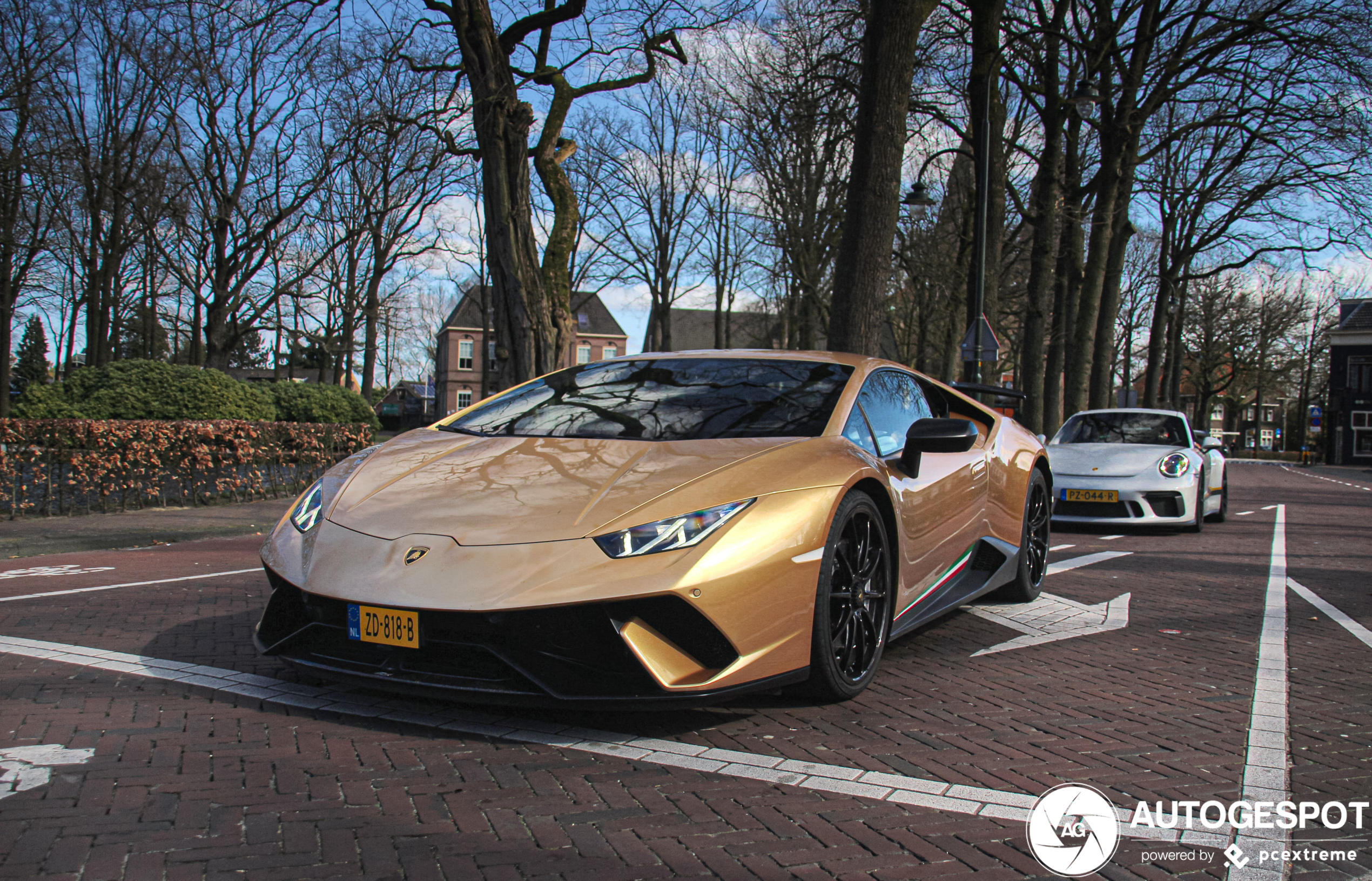 Lamborghini Huracán LP640-4 Performante