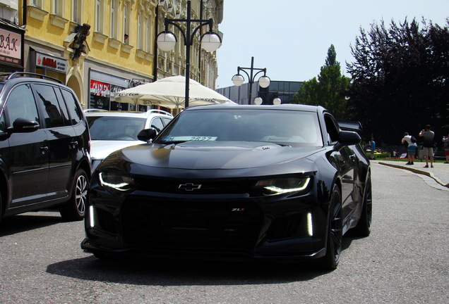 Chevrolet Camaro ZL1 2016