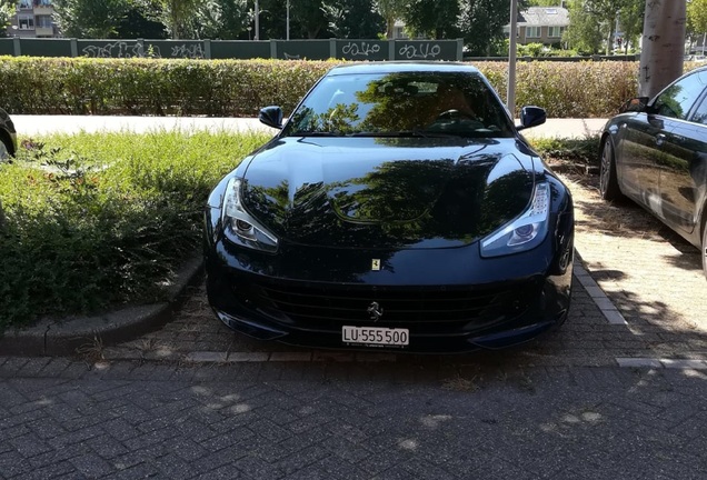 Ferrari GTC4Lusso