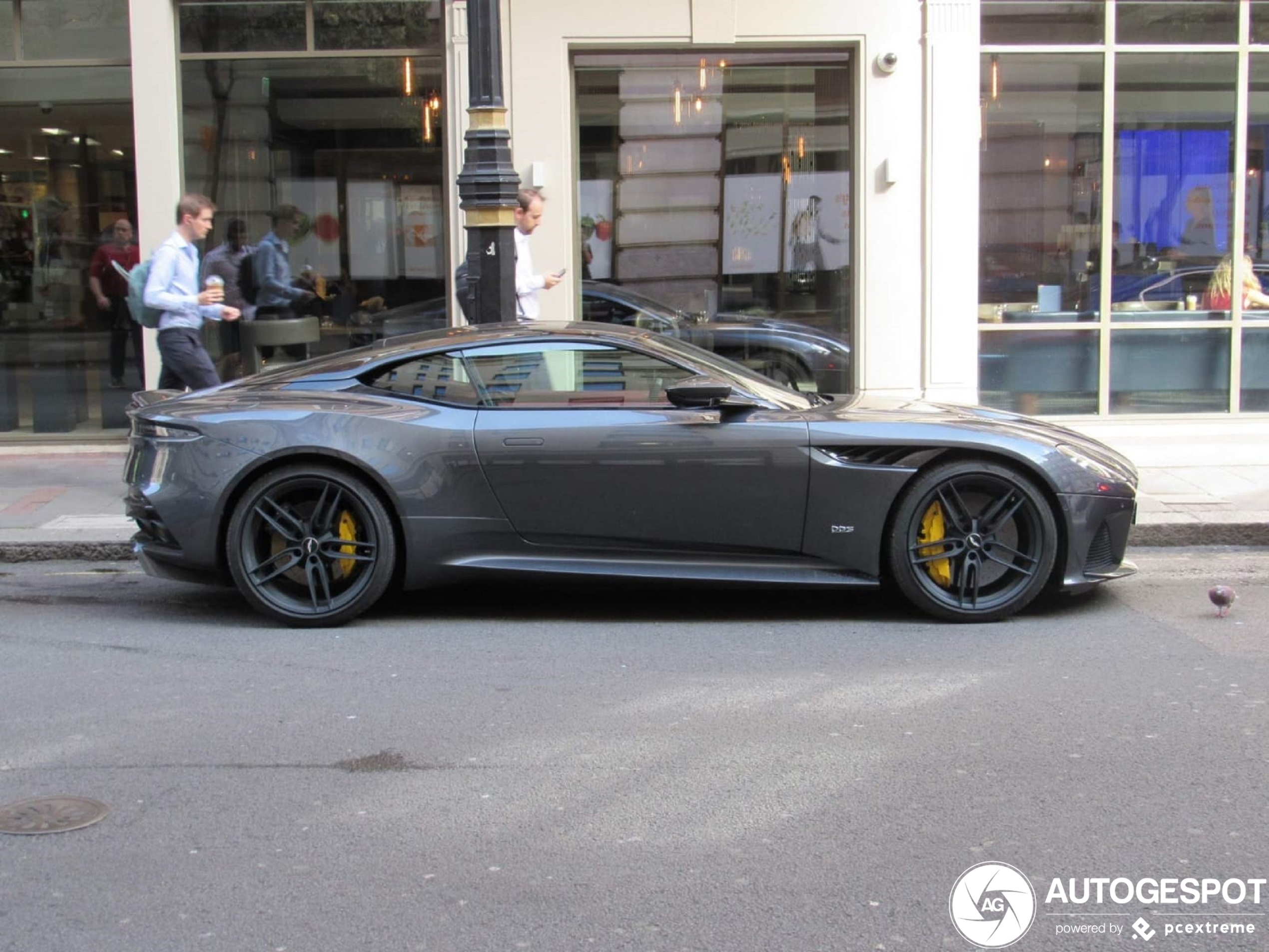 Aston Martin DBS Superleggera