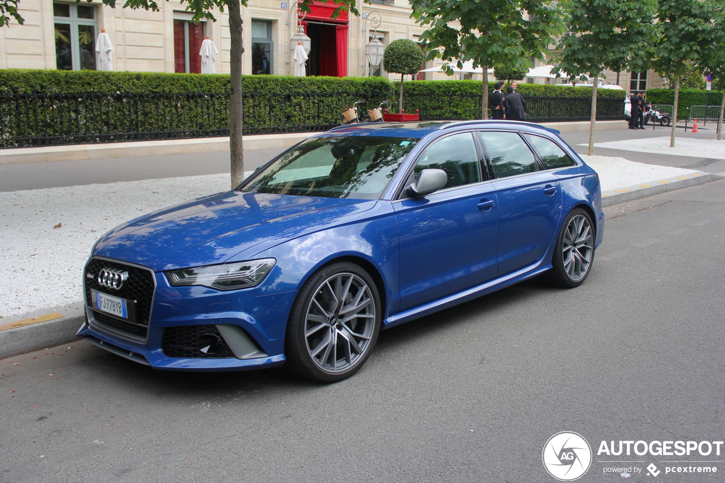 Audi RS6 Avant C7 2015