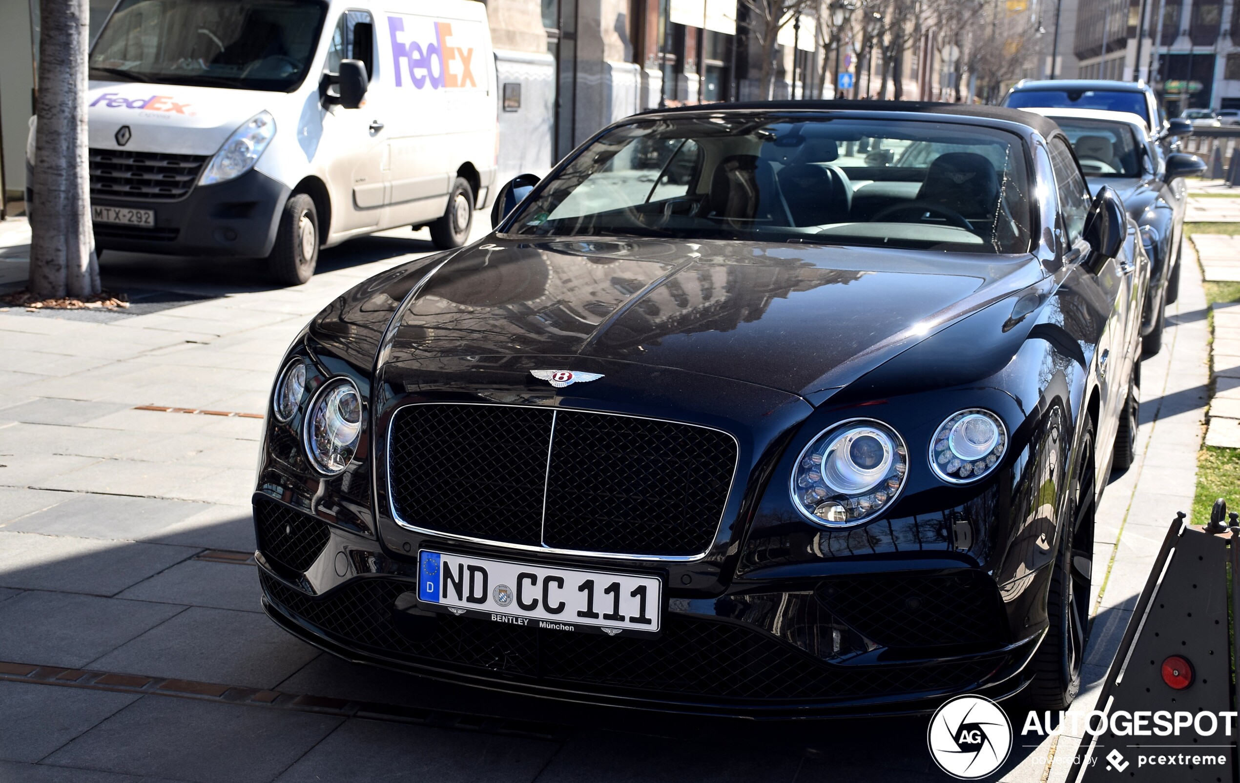 Bentley Continental GTC V8 S 2016