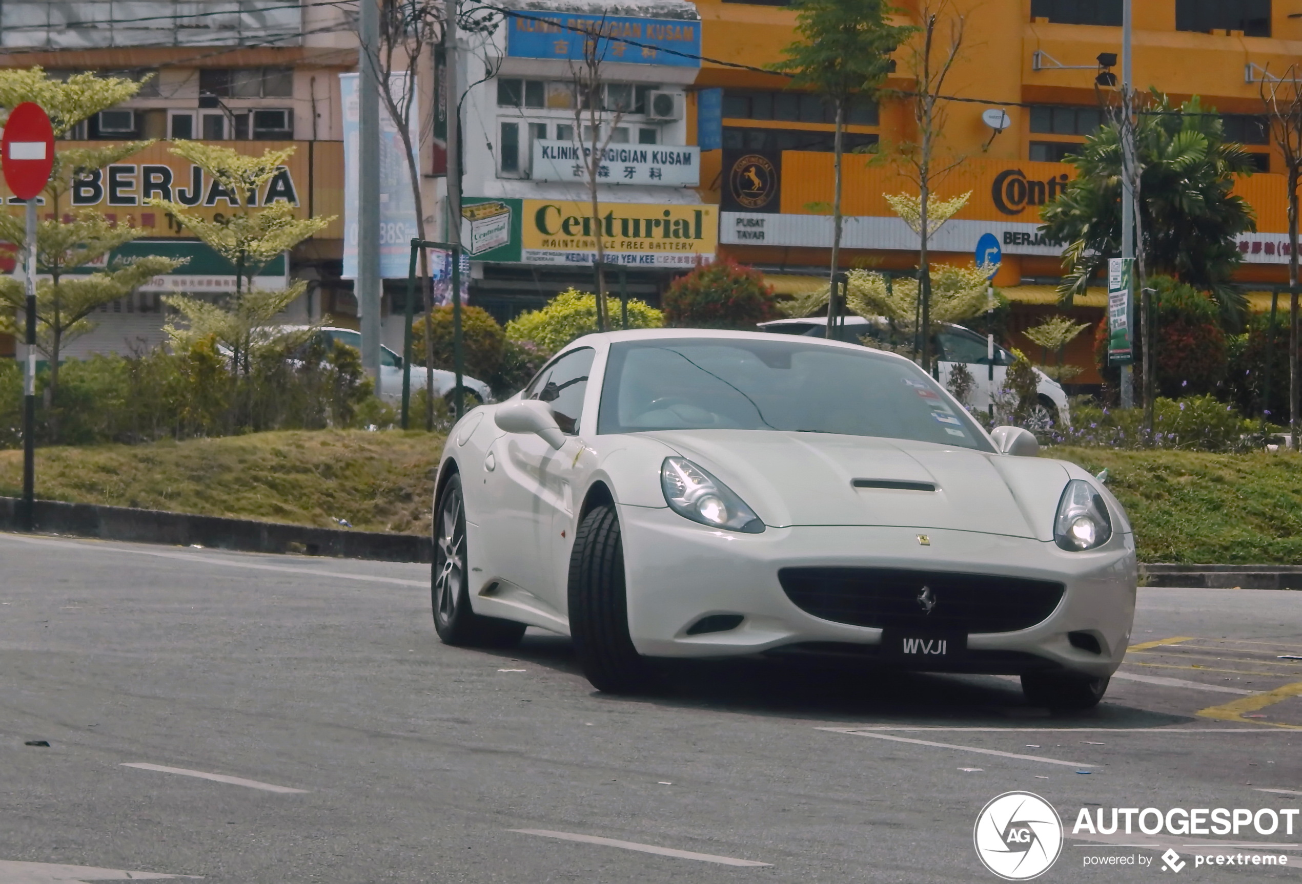 Ferrari California