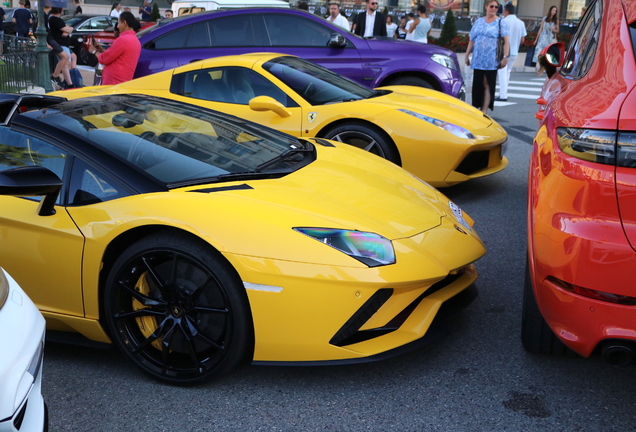 Lamborghini Aventador S LP740-4 Roadster