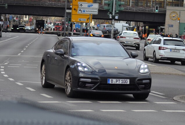 Porsche 971 Panamera Turbo Executive