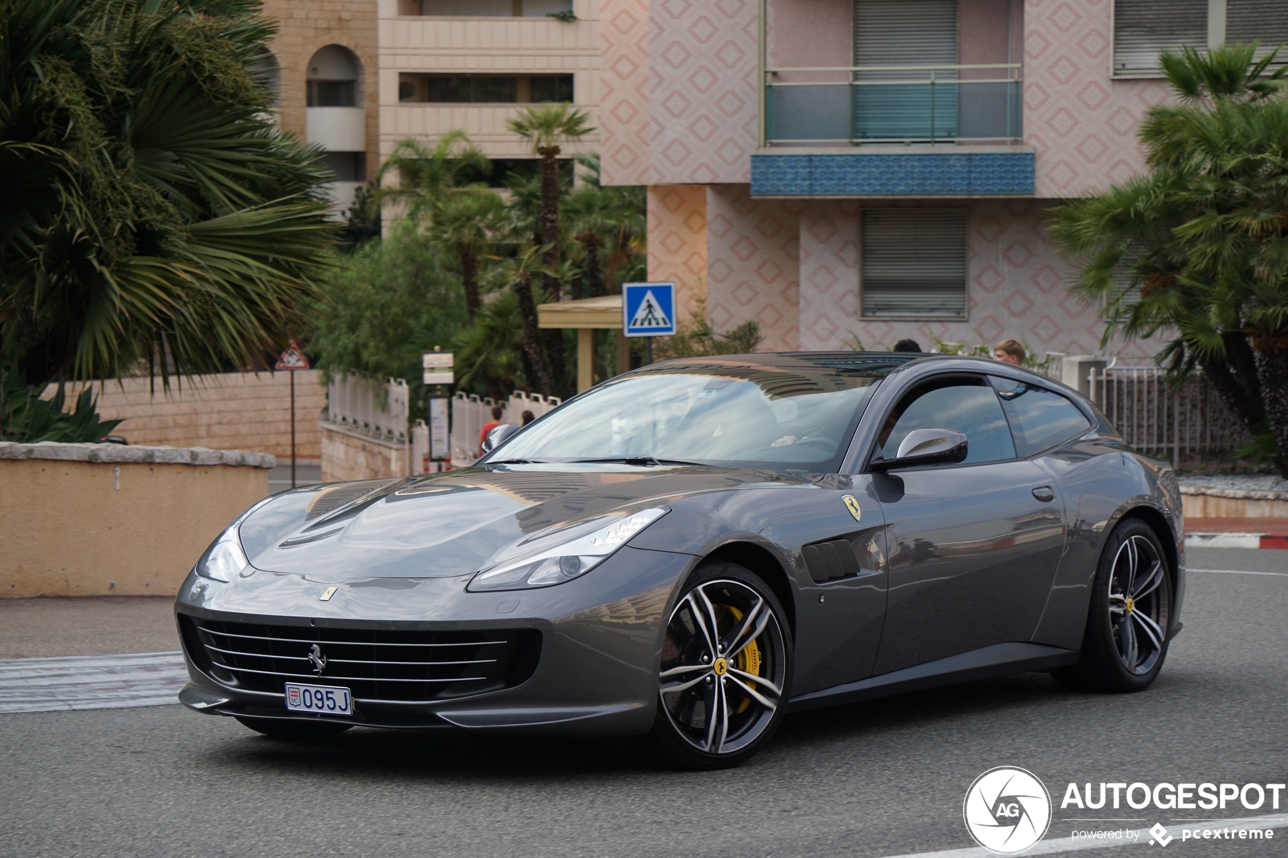 Ferrari GTC4Lusso